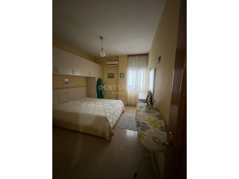 Tirane, shitet apartament 3+1 Kati 7, 125 m² 380.000 € (Ambasada Amerikane)