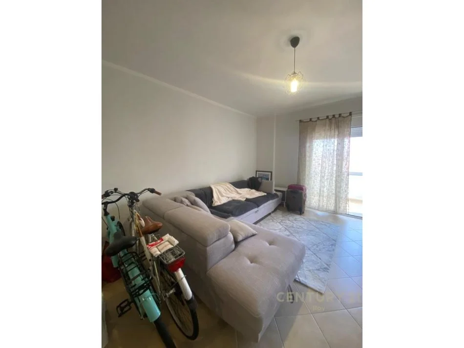 Durres, shitet apartament 1+1 Kati 1, 72 m² 105.000 € (Spitali,Durres)