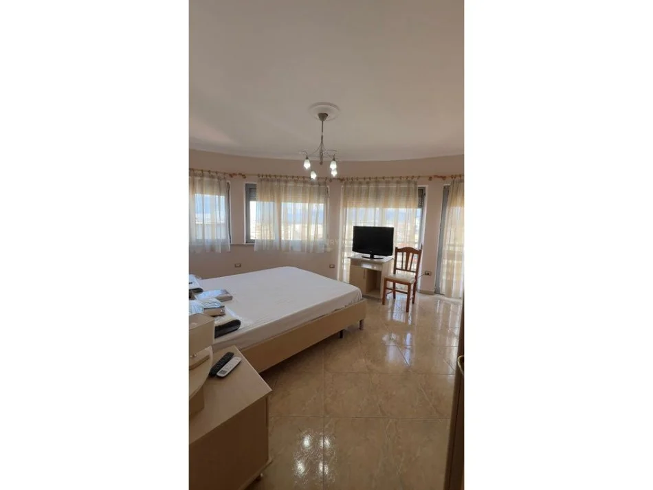 Tirane, jepet me qera apartament 2+1+Ballkon Kati 10, 111 m² 850 € (Zogu i zi)