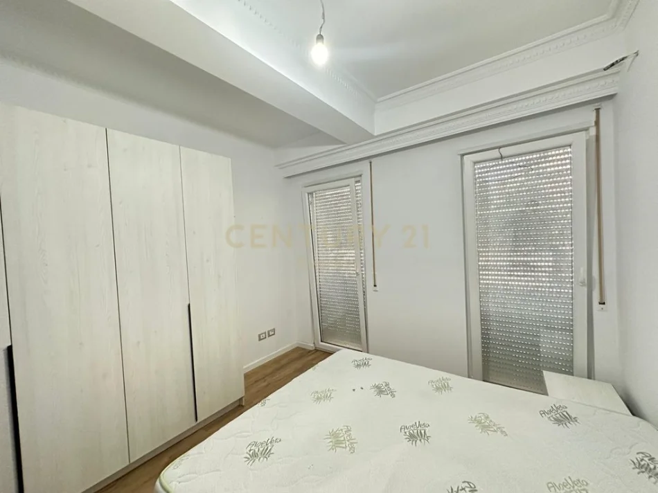 Tirane, shitet apartament 2+1 Kati 2, 89 m² 190.000 € (Materniteti i Ri, Brryli)