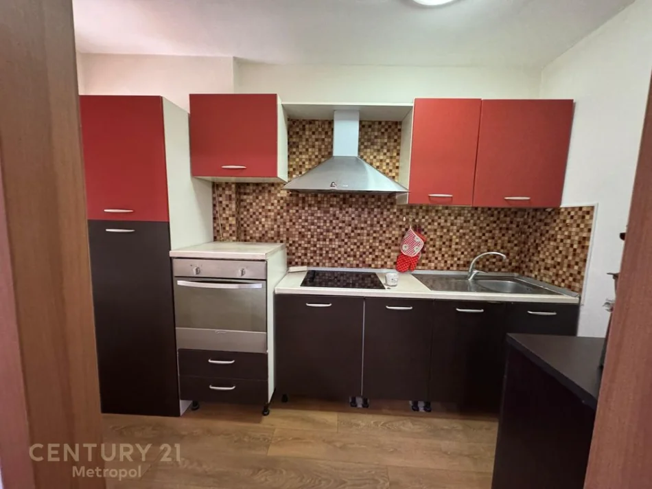 Tirane, shitet apartament 2+1 Kati 4, 71 m² 138.000 € (prane QSUT , Allias)