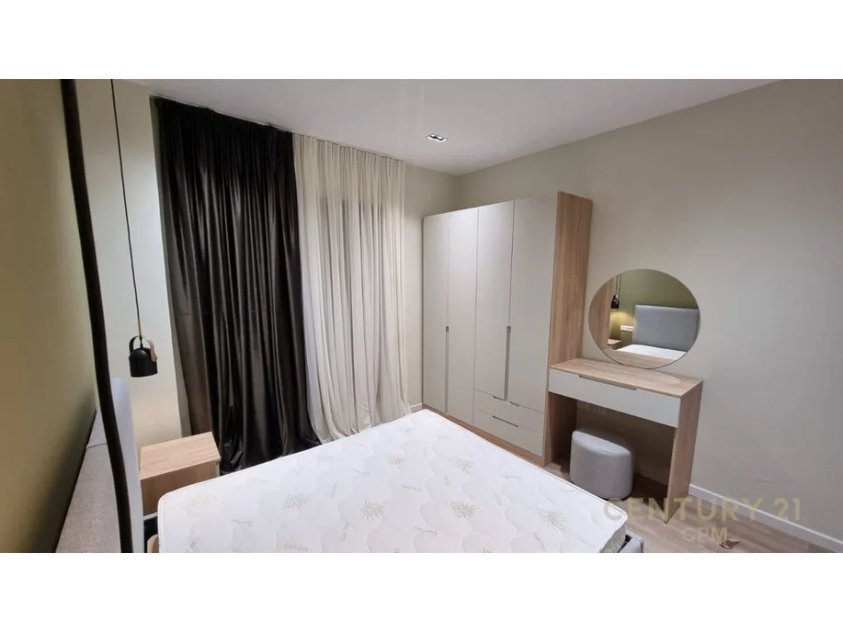 Tirane, jepet me qera apartament 1+1 Kati 3, 50 m² 650 € (myslym shyri)