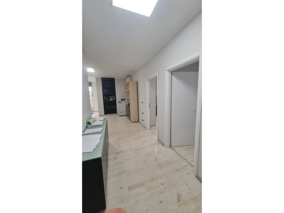 Tirane, shitet apartament 2+1 Kati 6, 93 m² 210.000 € (21 Dhjetori)