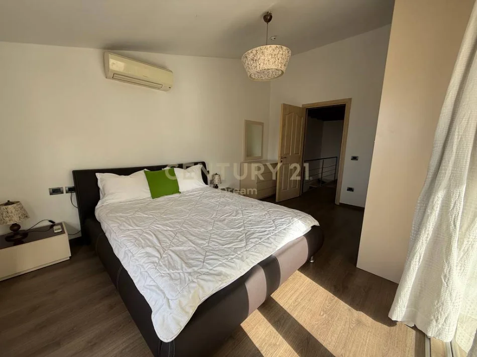 Shqiperi, shitet apartament duplex Dublex Kati 3, 124 m² 245.000 € (Kodra e Diellit 1)
