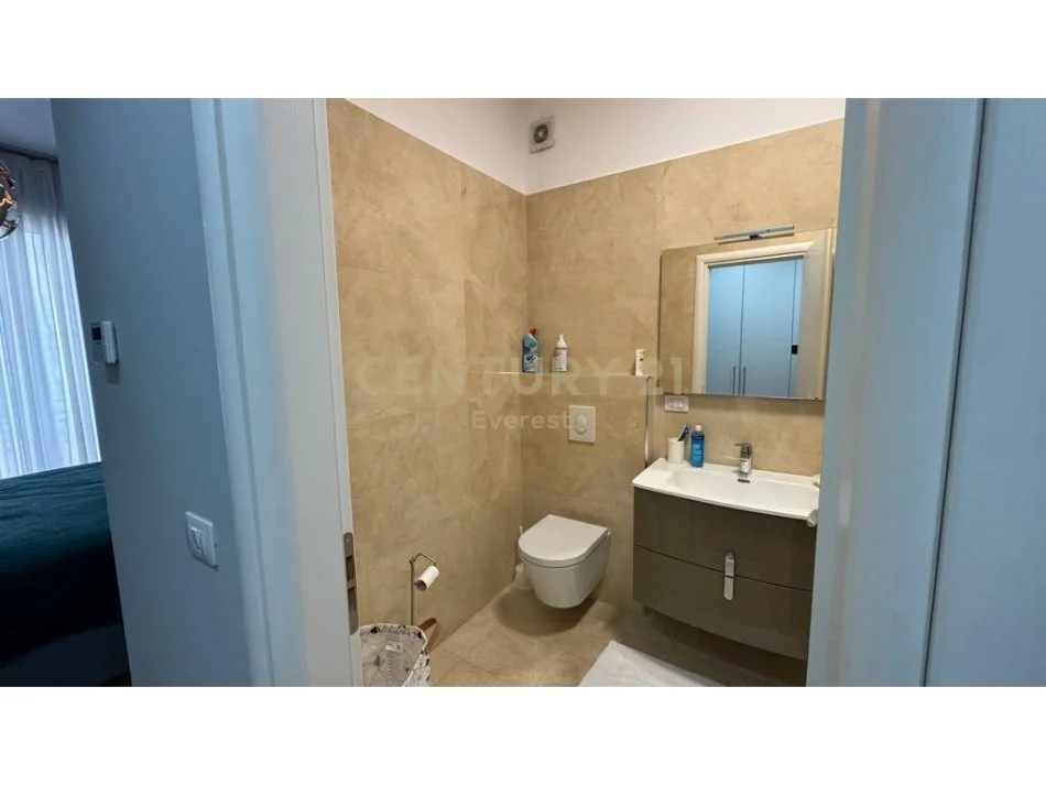 Tirane, shitet apartament 2+1 Kati 4, 110 m² 260.000 € 