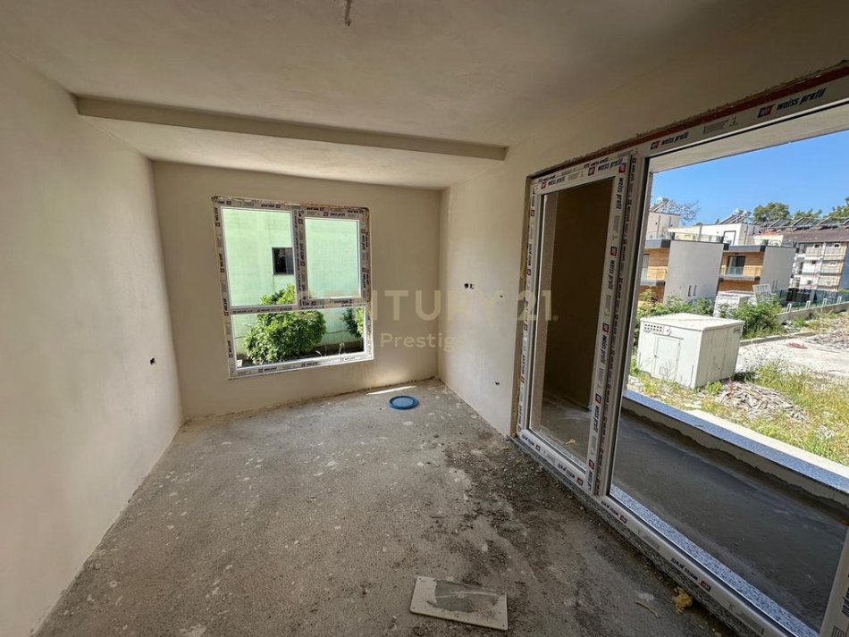 Durres, shitet apartament duplex Dublex Kati 0, 123 m² 140.000 € (Golem)