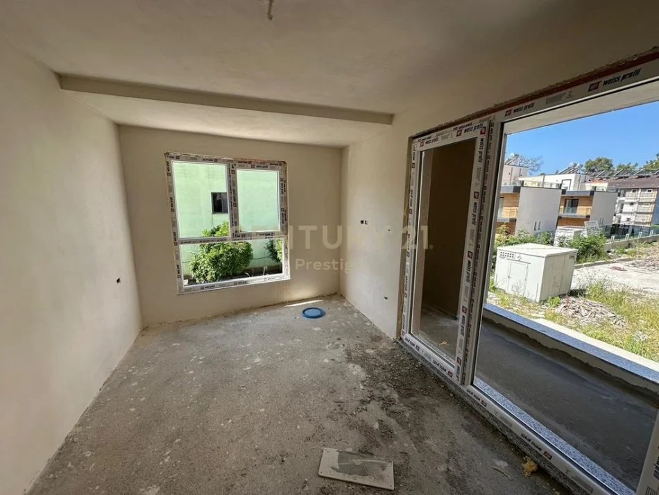 Durres, shitet apartament duplex Dublex Kati 0, 123 m² 140.000 € (Golem)