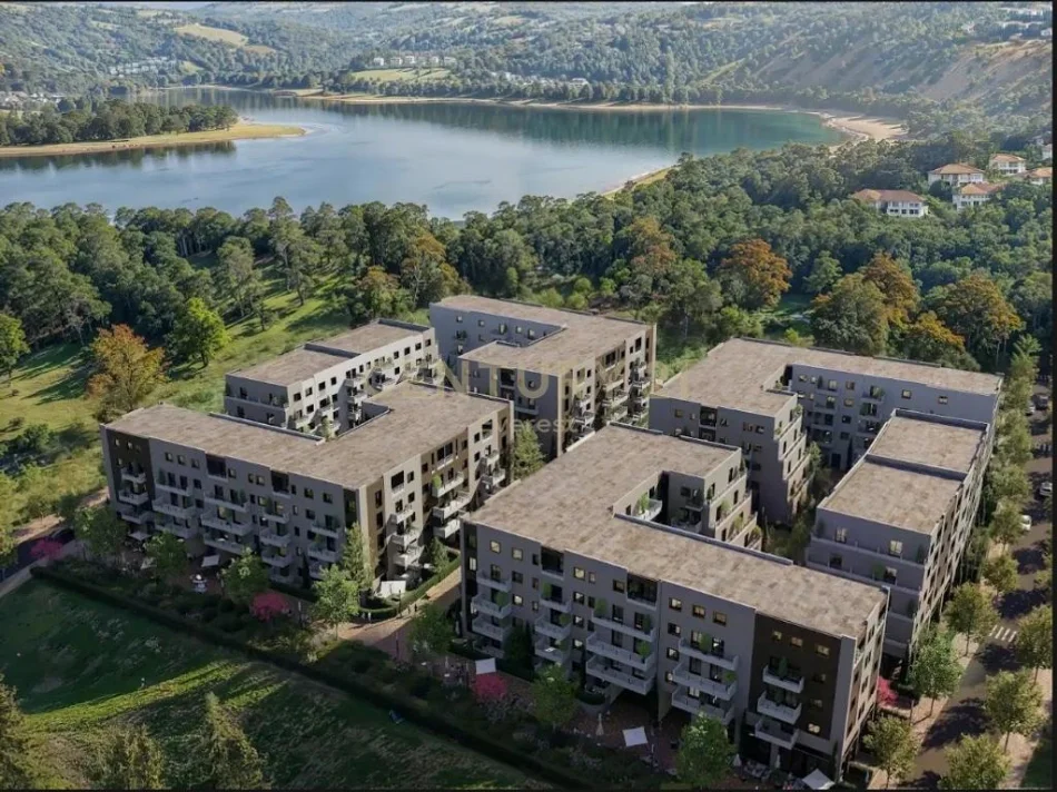 Tirane, shitet apartament 1+1 Kati 5, 57 m² 62.300 € (Prane Liqenit te Paskuqanit)