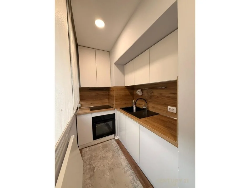 Tirane, jepet me qera apartament 2+1+Ballkon Kati 5, 76 m² 1.000 € (tirana e re, rr.abdyl frasheri bllok)