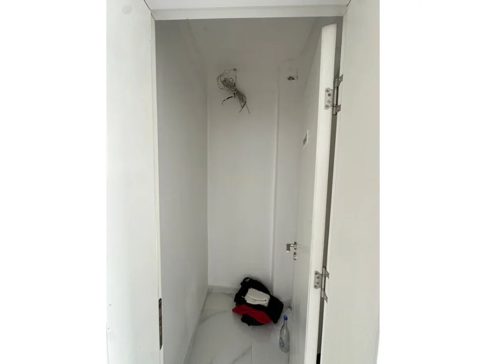 Tirane, jepet me qera apartament 1+1 Kati 2, 50 m² 500 € 