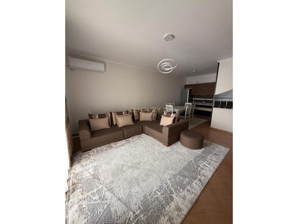 Tirane, jepet me qera apartament 2+1 Kati 2, 104 m² 500 € (Vila L Astir)