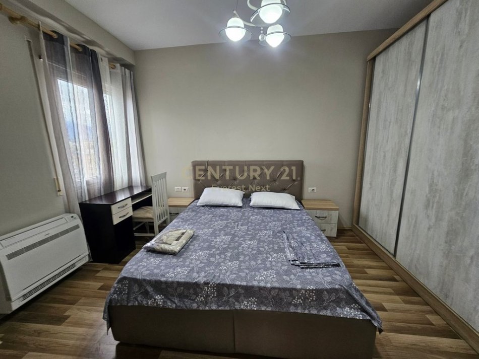 Tirane, jepet me qera apartament 1+1 Kati 6, 60 m² 600 € (Gjimnazi Partizani)