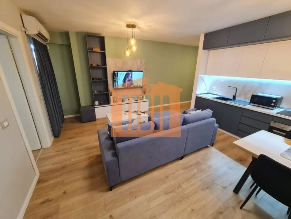 Durres, shitet apartament 2+1+Ballkon Kati 3, 80 m² 135.000 €