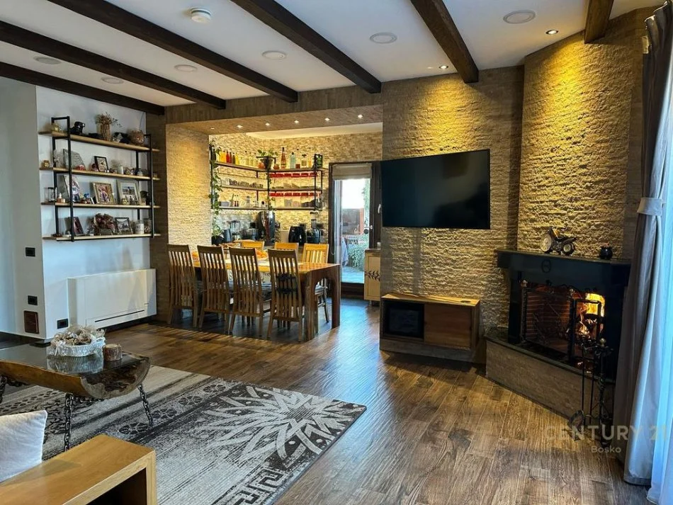 Tirane, jepet me qera apartament 2+1 Kati 9, 92 m² 1.200 € (yzberisht)