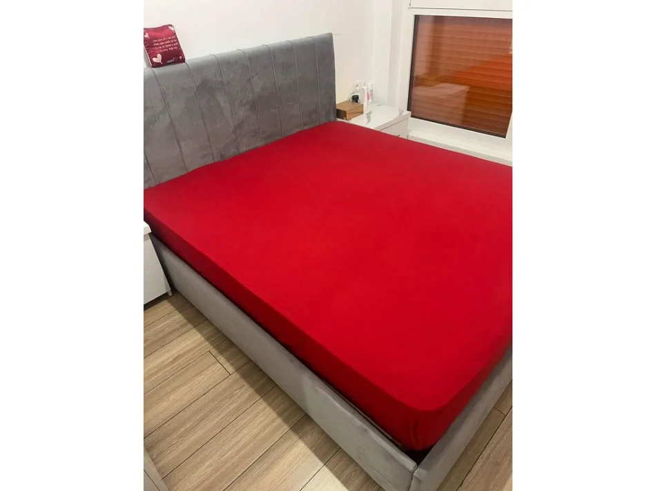 Tirane, jepet me qera apartament 1+1 Kati 8, 400 € 