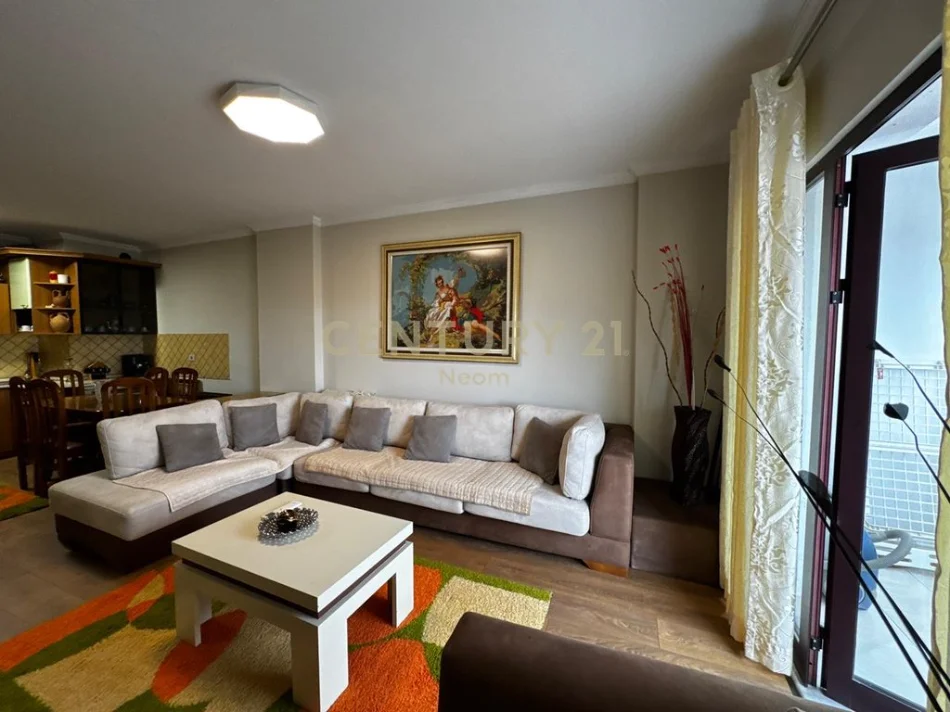 Tirane, jepet me qera apartament 1+1 Kati 6, 78 m² 750 € (pazari i ri)