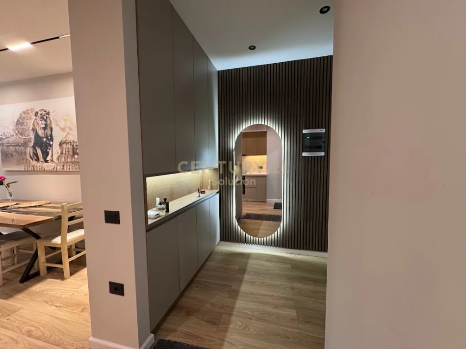 Tirane, shitet apartament 2+1 Kati 1, 100 m² 180.000 € (kodra e diellit)