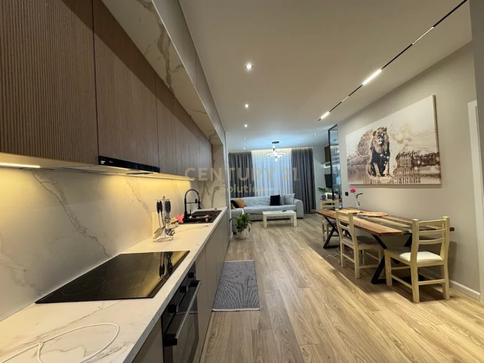 Tirane, shitet apartament 2+1 Kati 1, 100 m² 180.000 € (kodra e diellit)