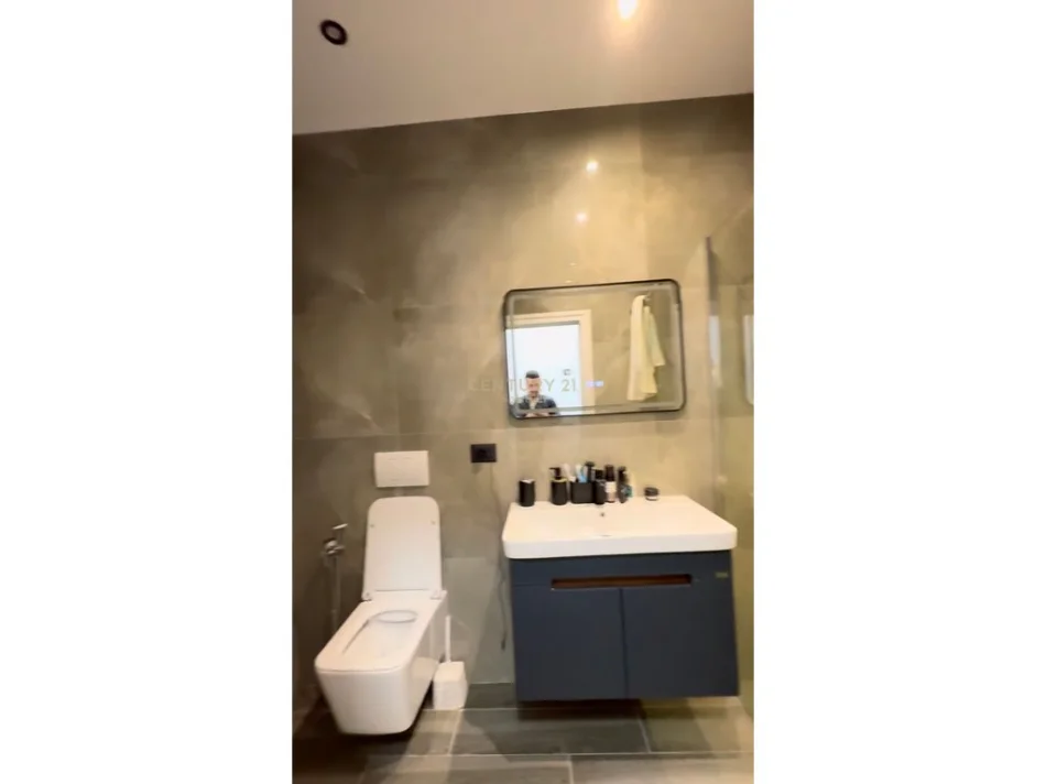 Tirane, shitet apartament 2+1 Kati 1, 100 m² 180.000 € (kodra e diellit)