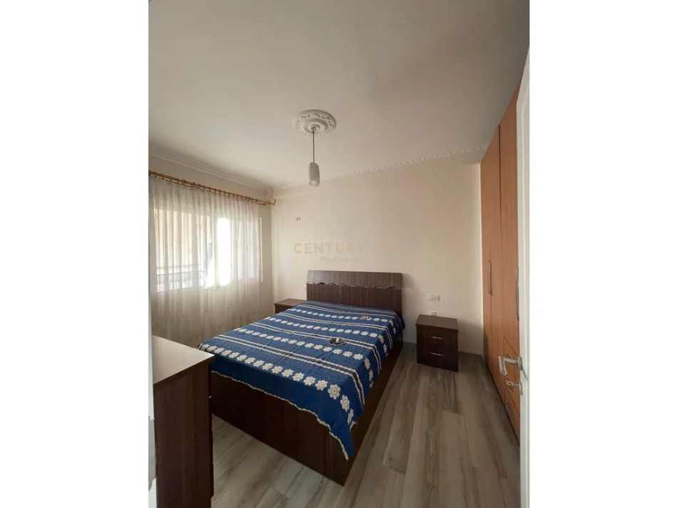 Tirane, shitet apartament 1+1 Kati 7, 65 m² 115.000 € (Vila L)