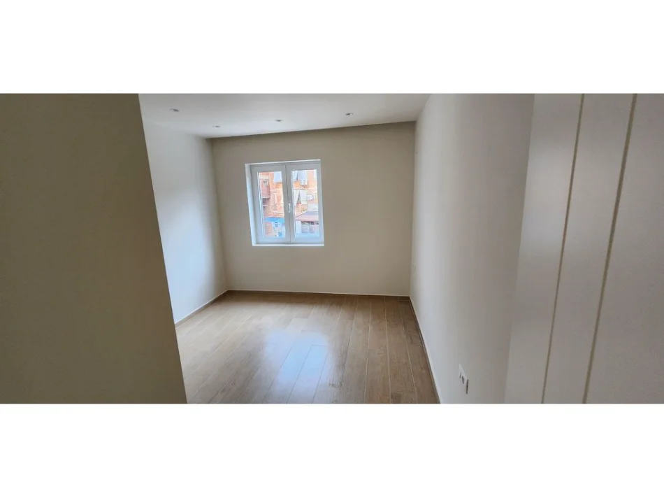 Sarande, shitet apartament 1+1+Ballkon Kati 2, 65 m² 125.000 € (sarand)