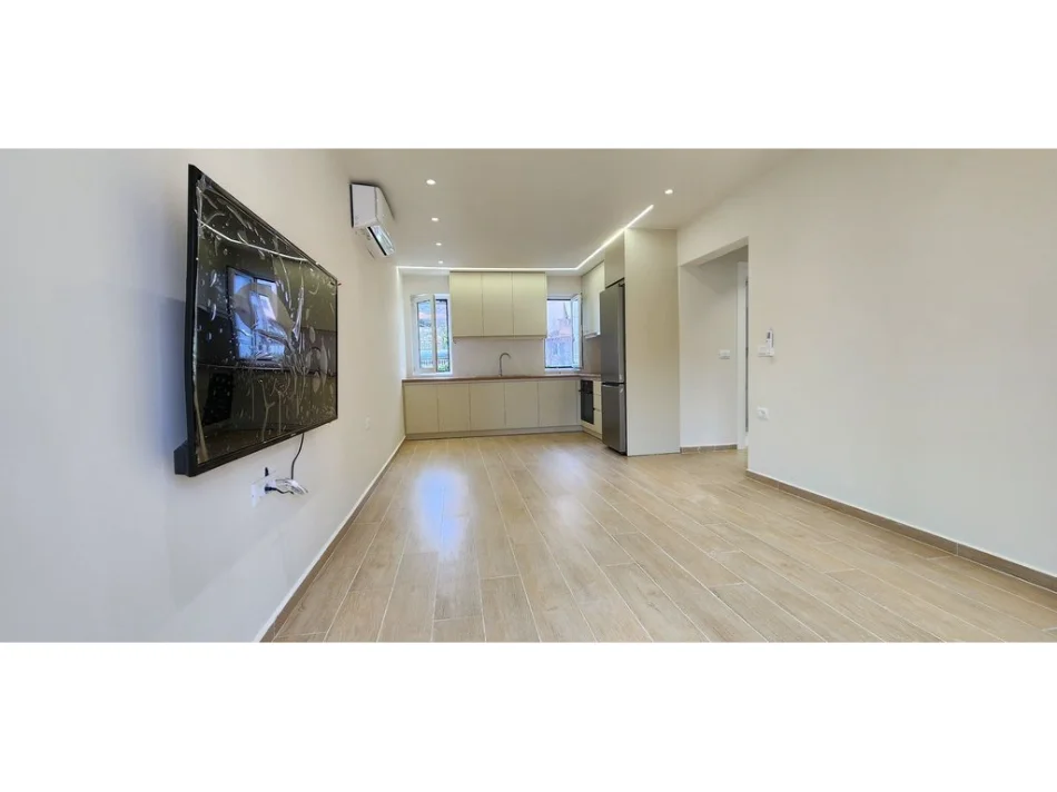 Sarande, shitet apartament 1+1+Ballkon Kati 2, 65 m² 125.000 € (sarand)