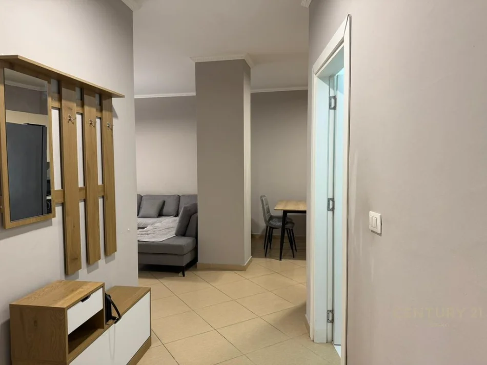 Tirane, jepet me qera apartament 2+1 Kati 2, 99 m² 650 € (don bosko)