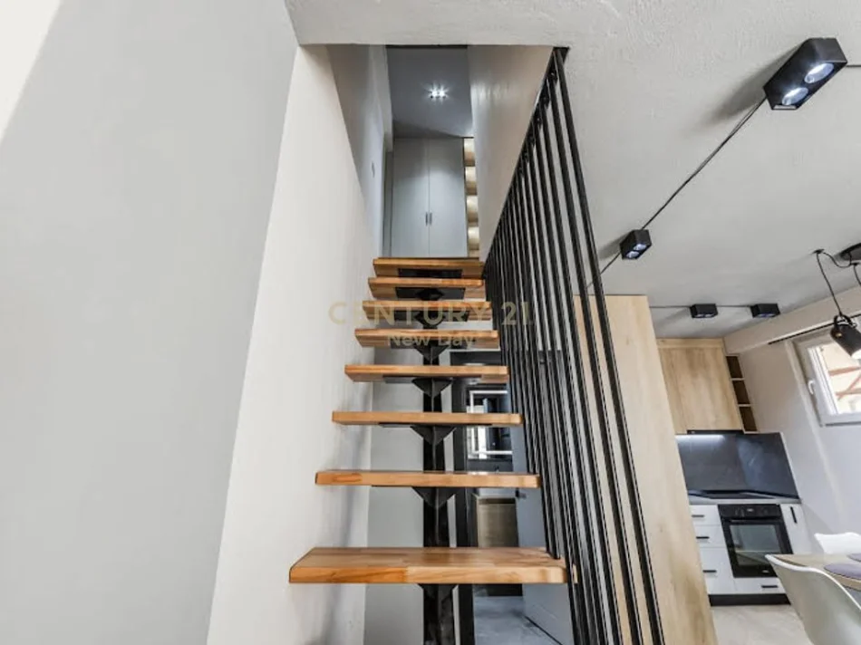 Durres, shitet apartament duplex Dublex Kati 1, 78 m² 150.000 € (Shkembi i Kavajes)