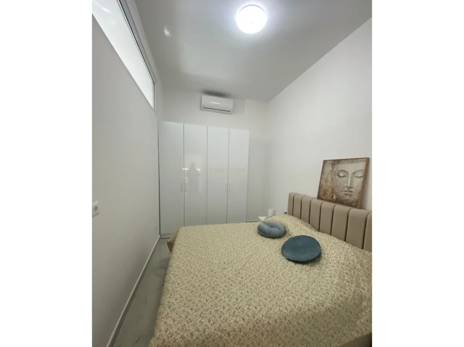 Tirane, jepet me qera apartament 1+1 Kati 1, 65 m² 400 € 
