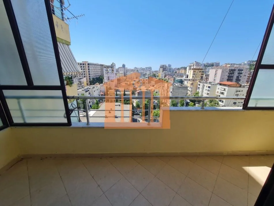 Durres, shitet apartament 2+1+Ballkon Kati 9, 105 m² 90.000 € 