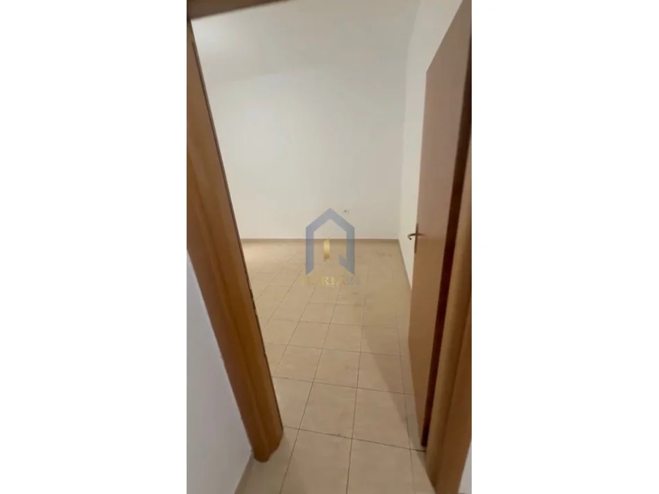 Tirane, shitet apartament 2+1+Ballkon Kati 1, 70 m² 160.000 € (Apartament 2+1 në shitje, tek Brryli)