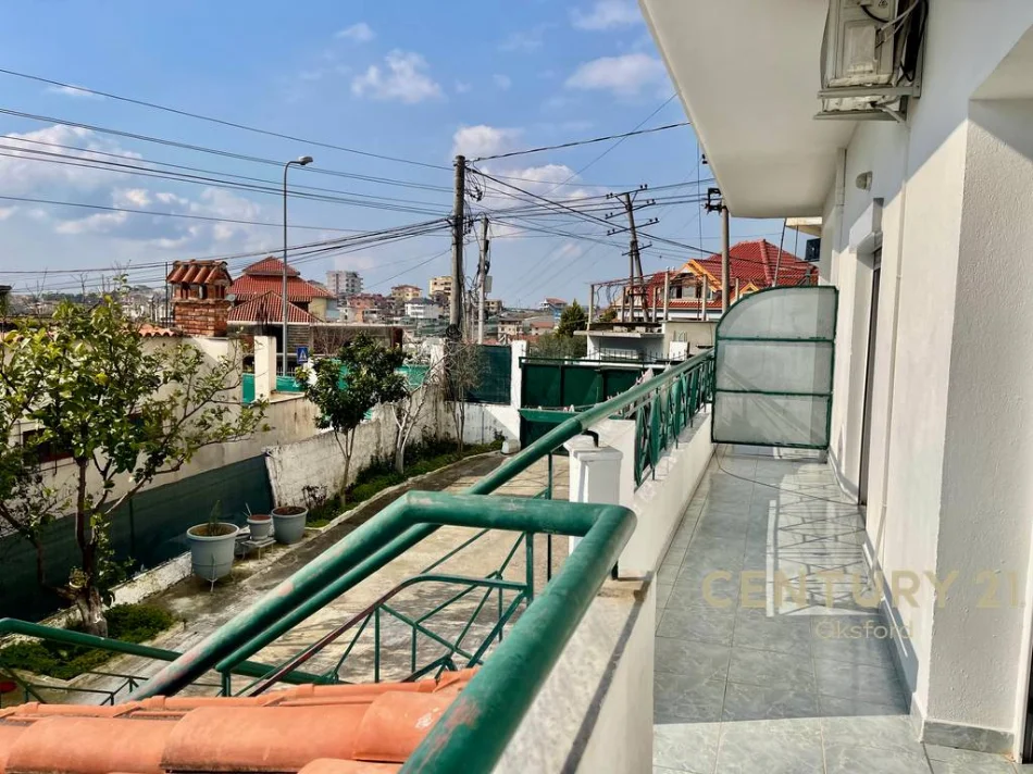 Tirane, shitet apartament 2+1 Kati 0, 97 m² 88.000 € (Shkoze)