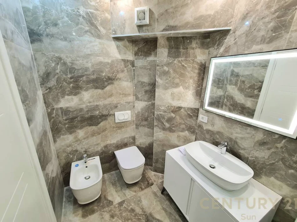 Tirane, shitet apartament 2+1 Kati 4, 87 m² 180.000 € (Kodra e Diellit)