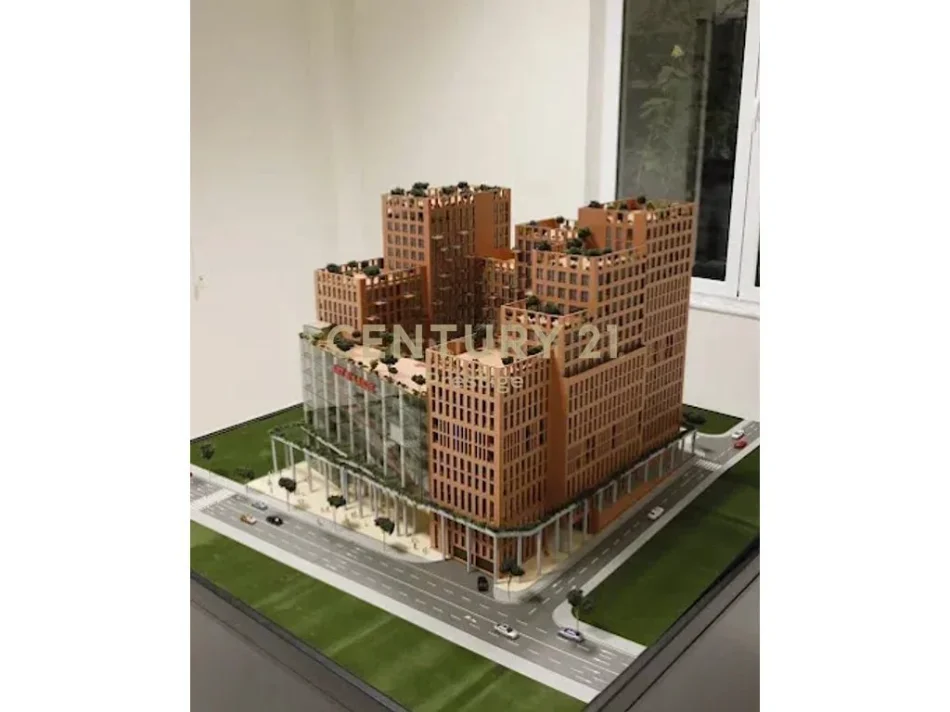 Tirane, shitet apartament 2+1 Kati 13, 96 m² 164.000 €