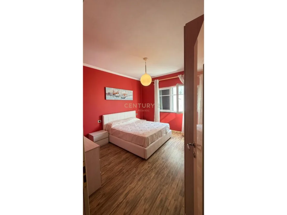 Durres, jepet me qera apartament 1+1 Kati 6, 80 m² 350 €