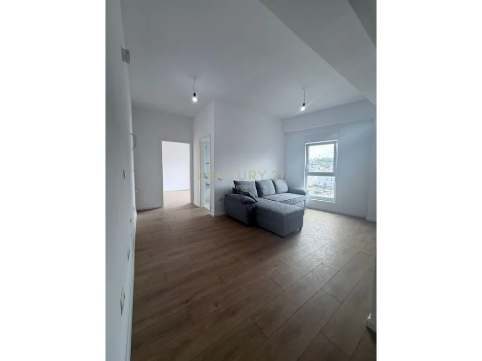 Shqiperi, shitet apartament 1+1 Kati 8, 51 m² 87.000 € (Ali Demi)