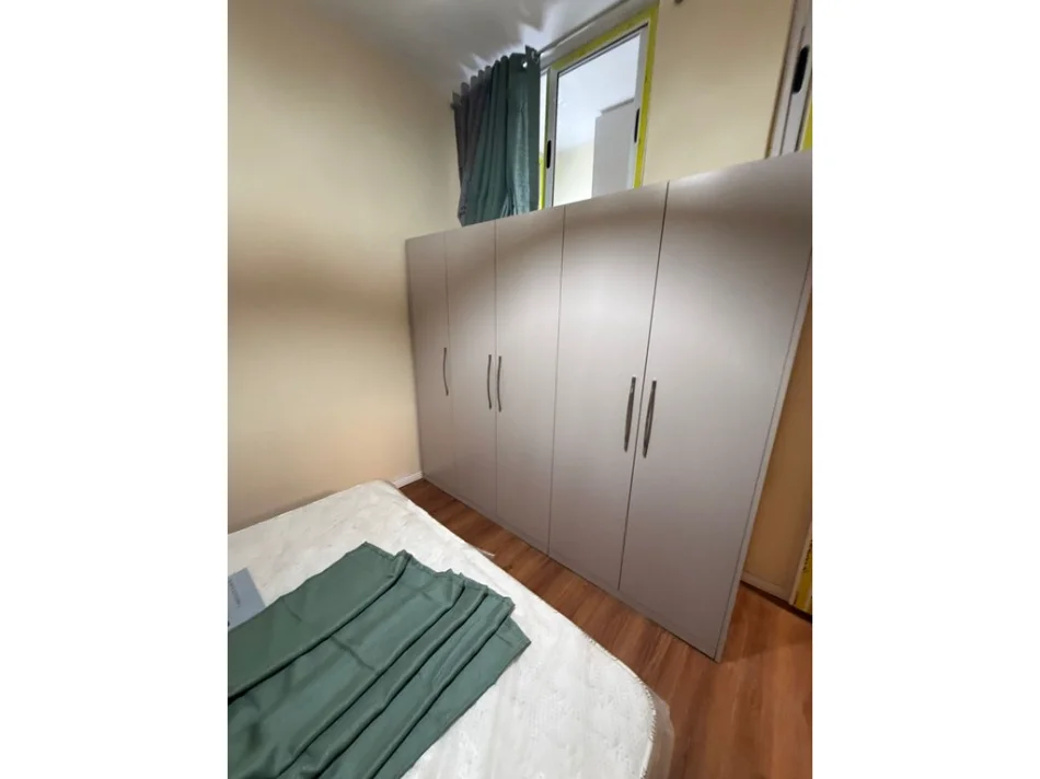 Tirane, jepet me qera apartament 1+1 Kati 1, 50 m² 400 € 