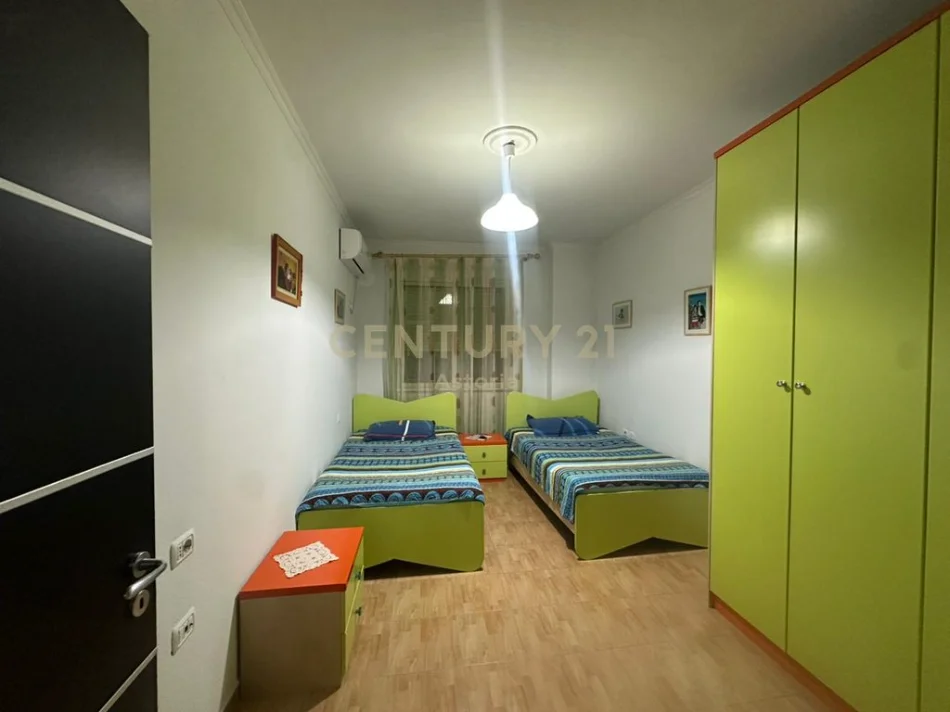 Tirane, shitet apartament Kati 6, 200.000 € 