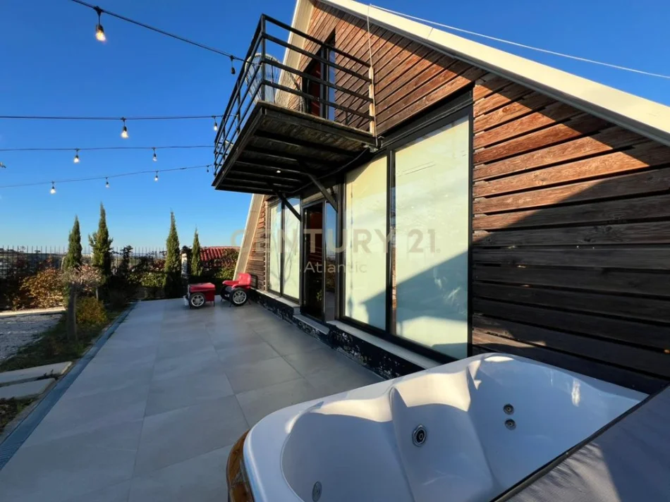 Durres, jepet me qera Vile 2 Katshe Kati 0, 400 m² 700 € 