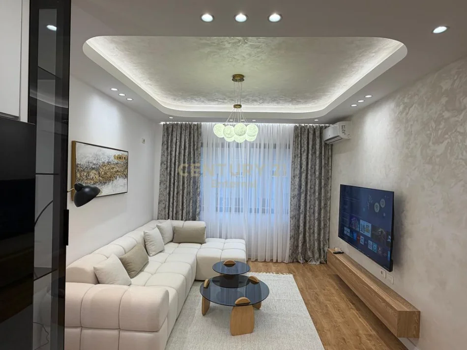 Tirane, shitet apartament 1+1 , 55 m² 109.000 € 