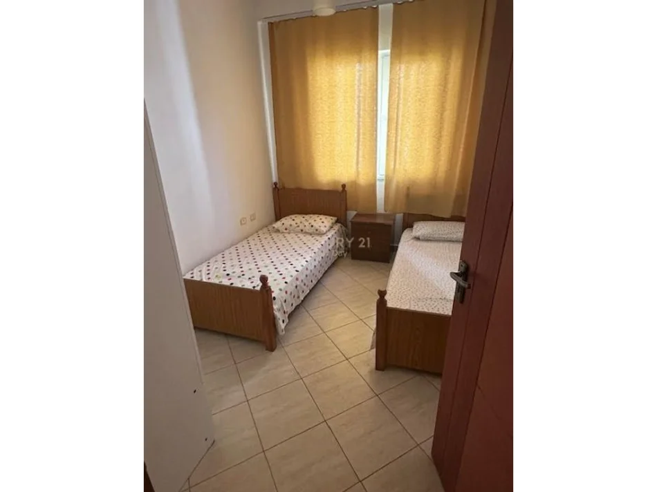 Durres, shitet apartament 2+1+Ballkon Kati 5, 82 m² 108.000 € 