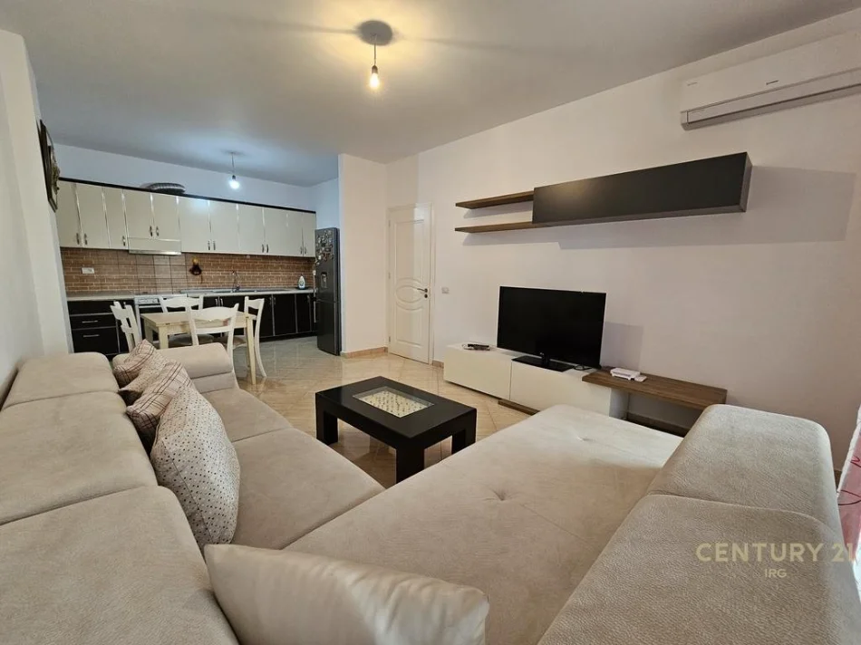 Tirane, shitet apartament 2+1 Kati 8, 95 m² 155.000 € (Pallatet Cabej)