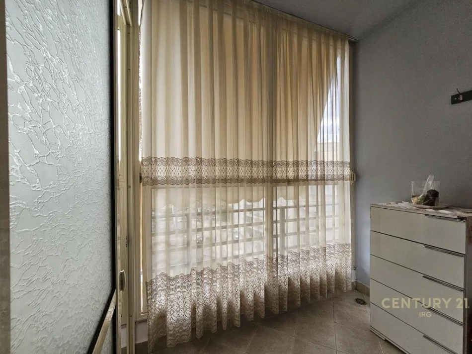 Tirane, shitet apartament , 155.000 € 