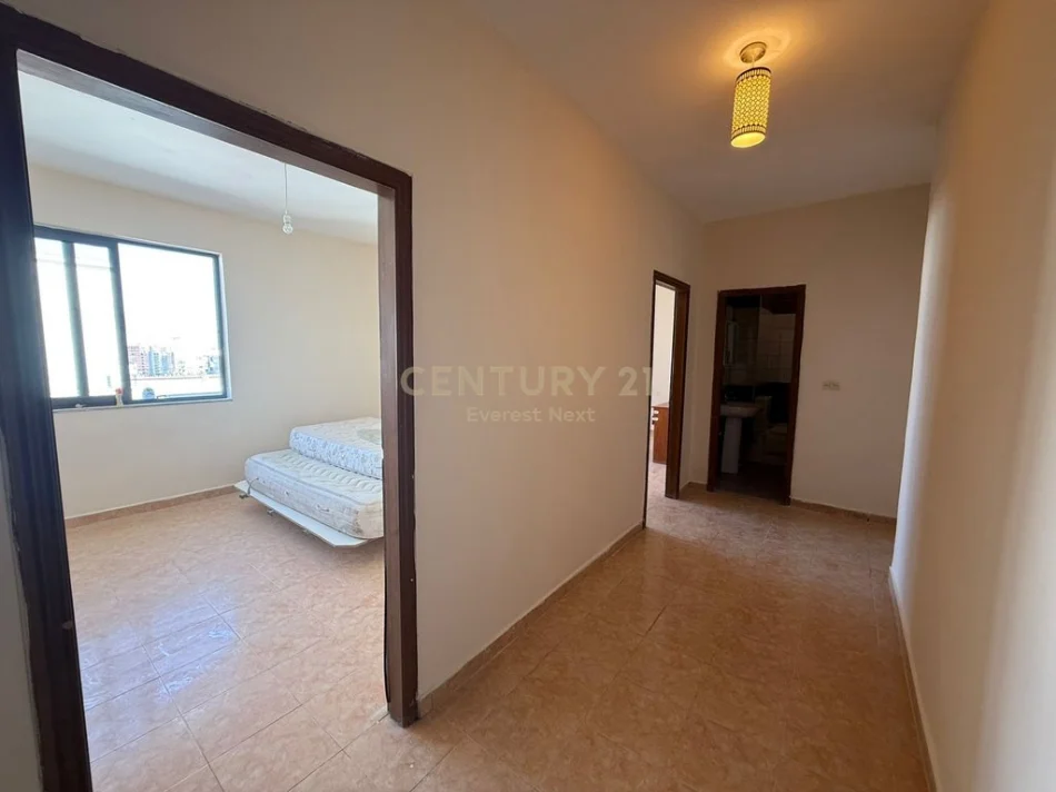 Tirane, shitet apartament 1+1 Kati 11, 65 m² 130.000 € (ishParku (NSHARAK))