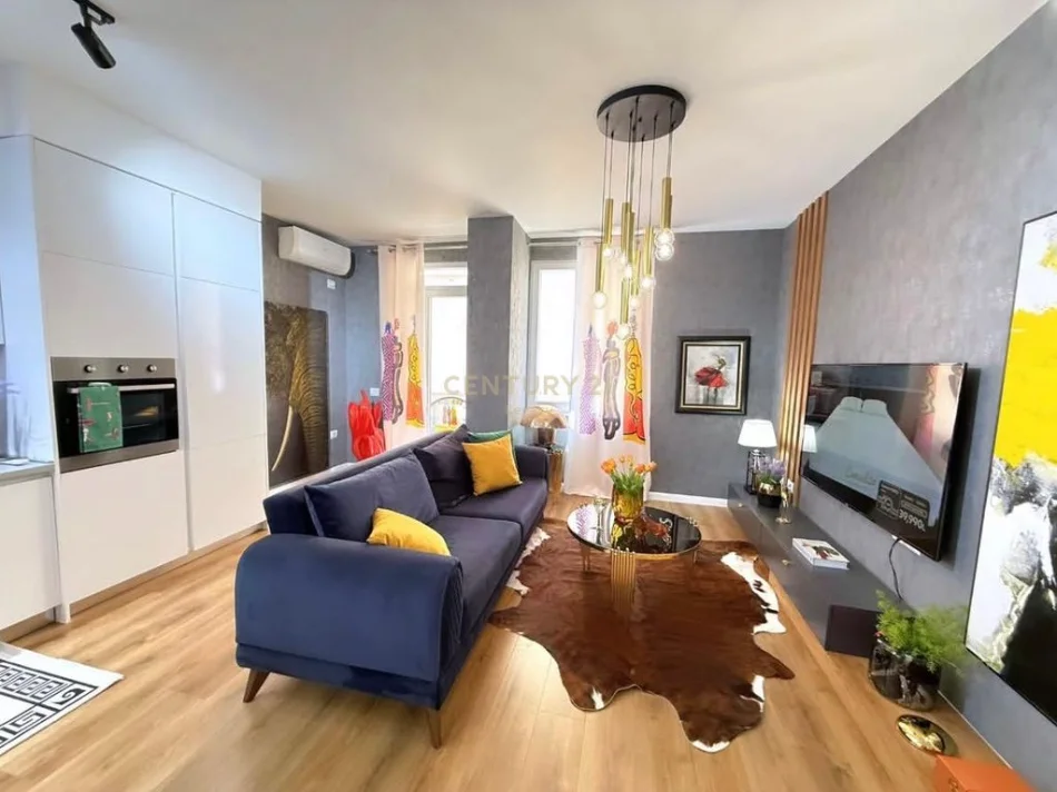 Tirane, jepet me qera apartament 1+1 Kati 6, 77 m² 800 € 