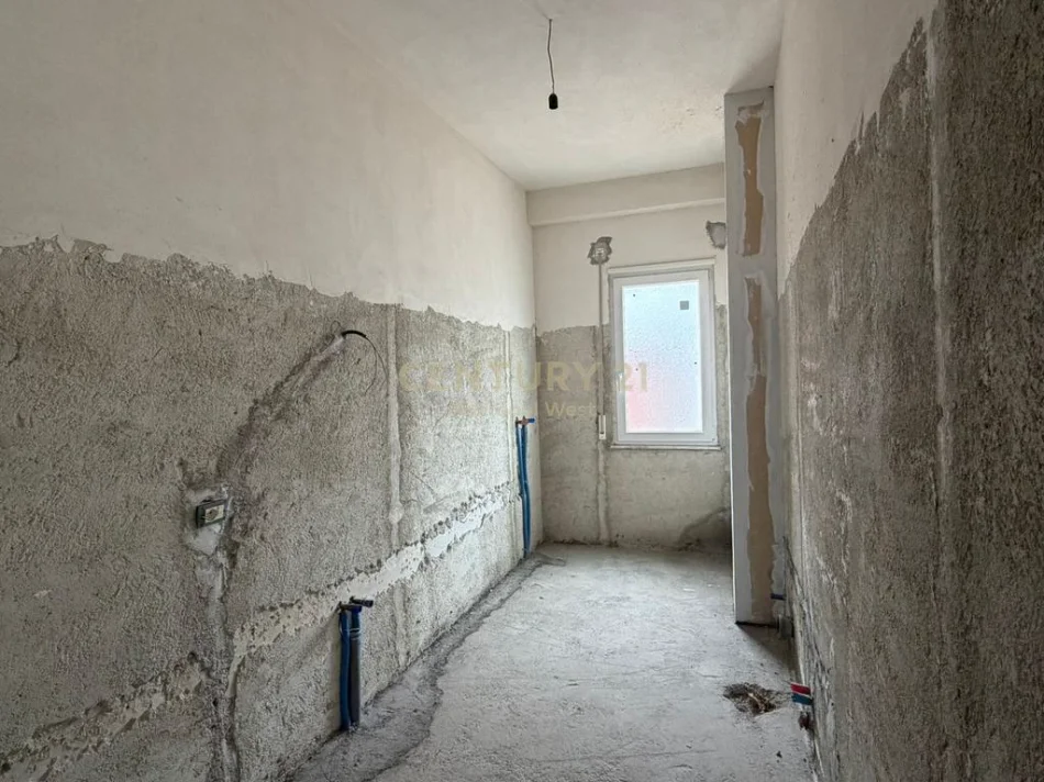 Tirane, shitet apartament+verande | Penthouse 2+1+Ballkon Kati 7, 251 m² 190.000 € (Misto Mame)