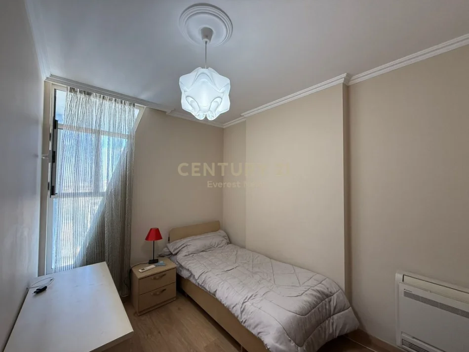 Tirane, shitet apartament 3+1+Ballkon Kati 11, 146 m² 380.000 € (ish Ekspozita)
