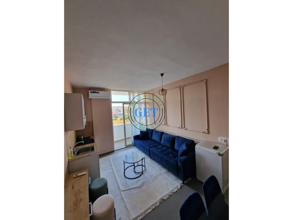 Durres, jepet me qera apartament 2+1 Kati 3, 90 m² 1.200 € (Golem)