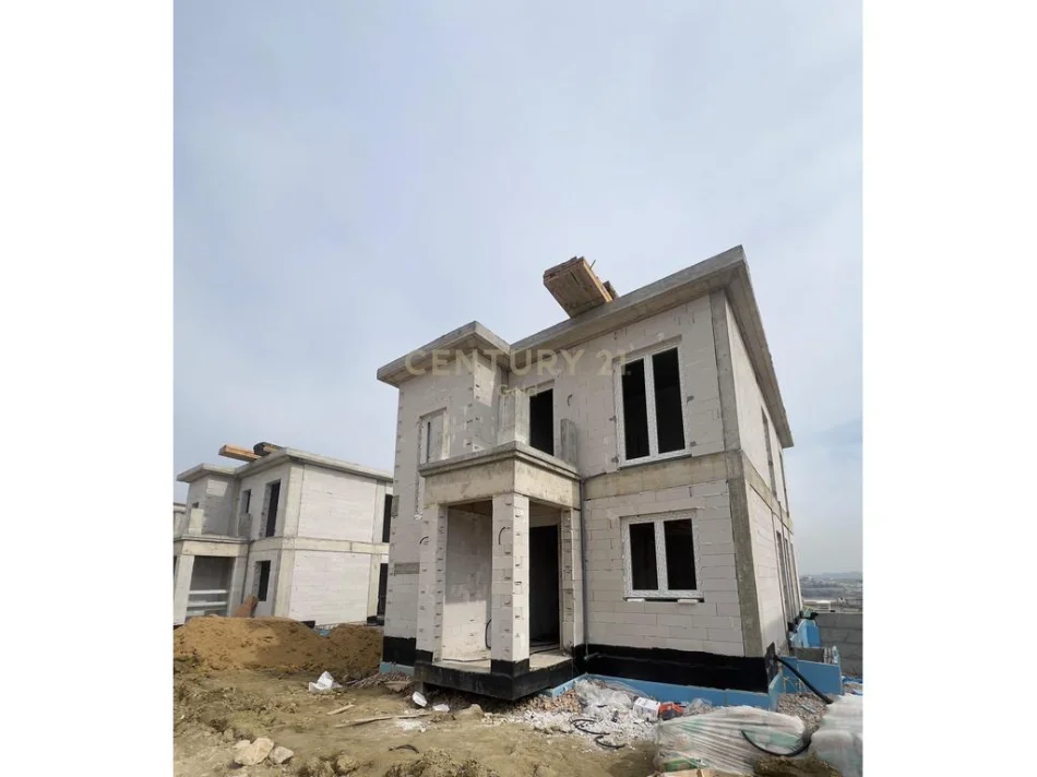 Tirane, shitet Vile 2 Katshe Kati 2, 271 m² 700.000 € 