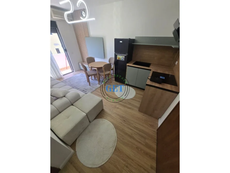Durres, shitet apartament 1+1+Ballkon Kati 3, 44 m² 58.000 € (Golem)
